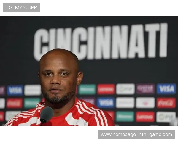 孔帕尼带领球队击败世俱杯冠军，神锋32岁梅开二度，孔帕尼几号球衣